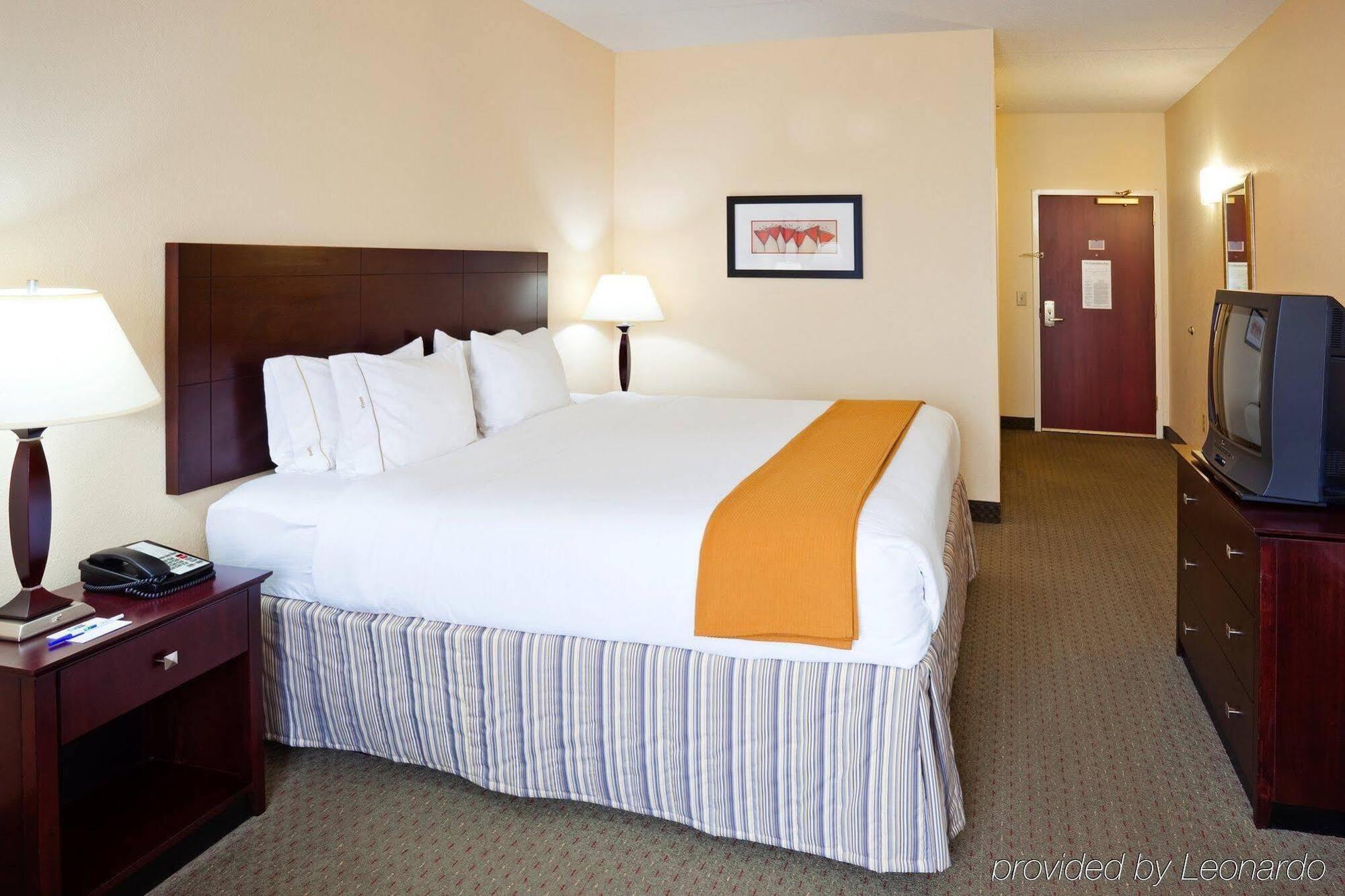 Holiday Inn Express Knoxville-Strawberry Plains By Ihg Exterior foto